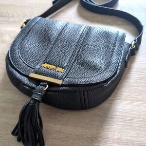 |3/$30| Kenneth Cole Tassel Purse